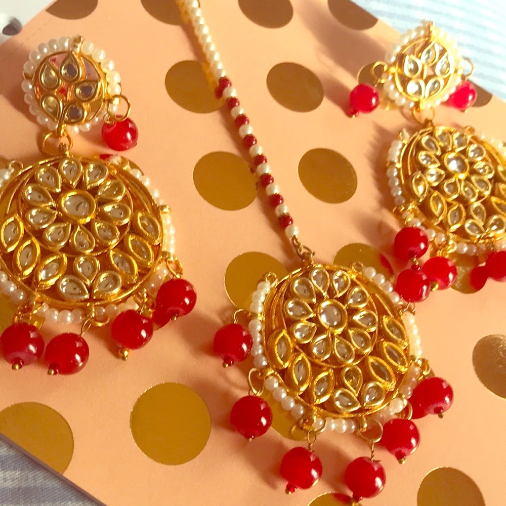 Red tikka set